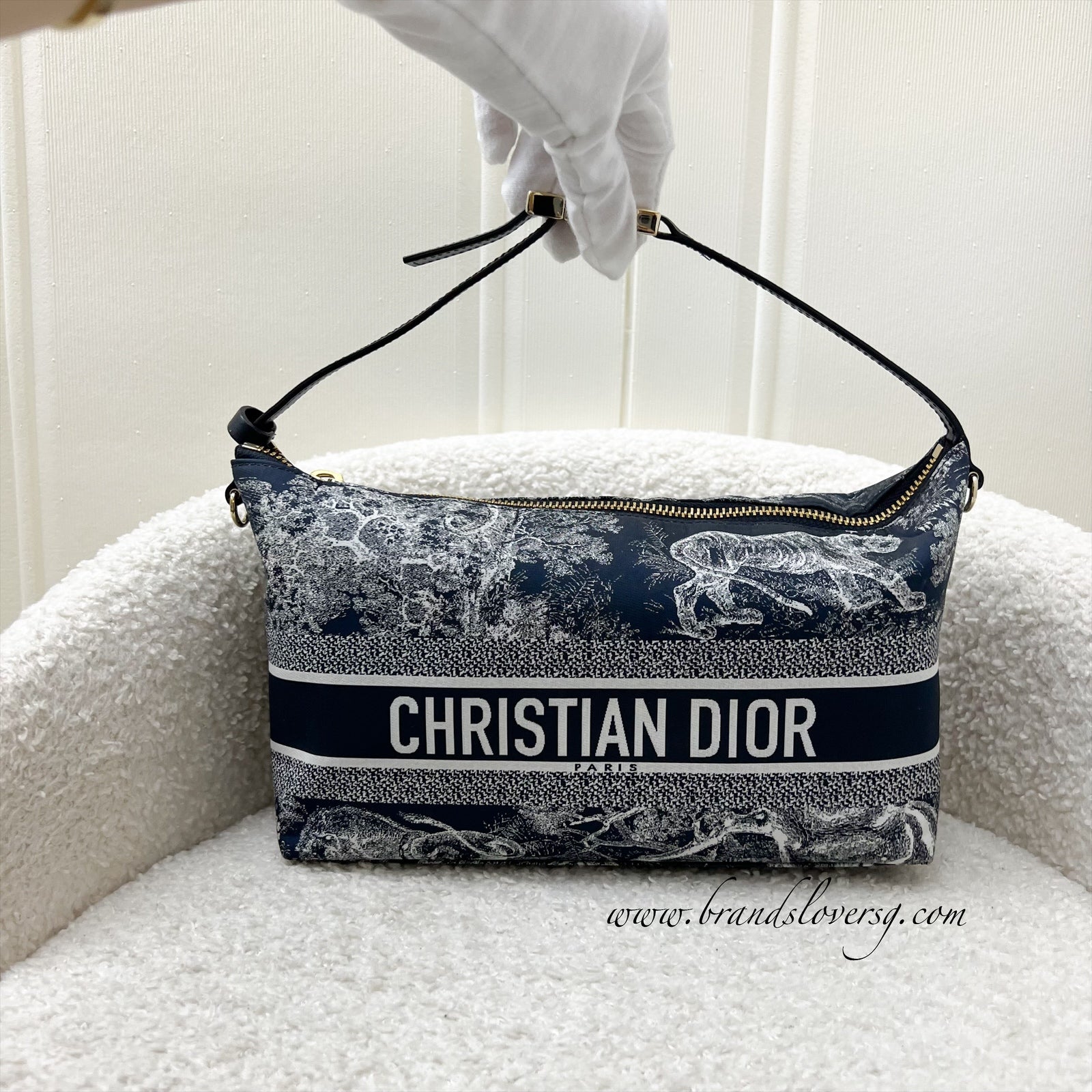 Dior Medium Diortravel Nomad Pouch In Blue Toile De Jouy Reverse Techn Brands Lover 9726