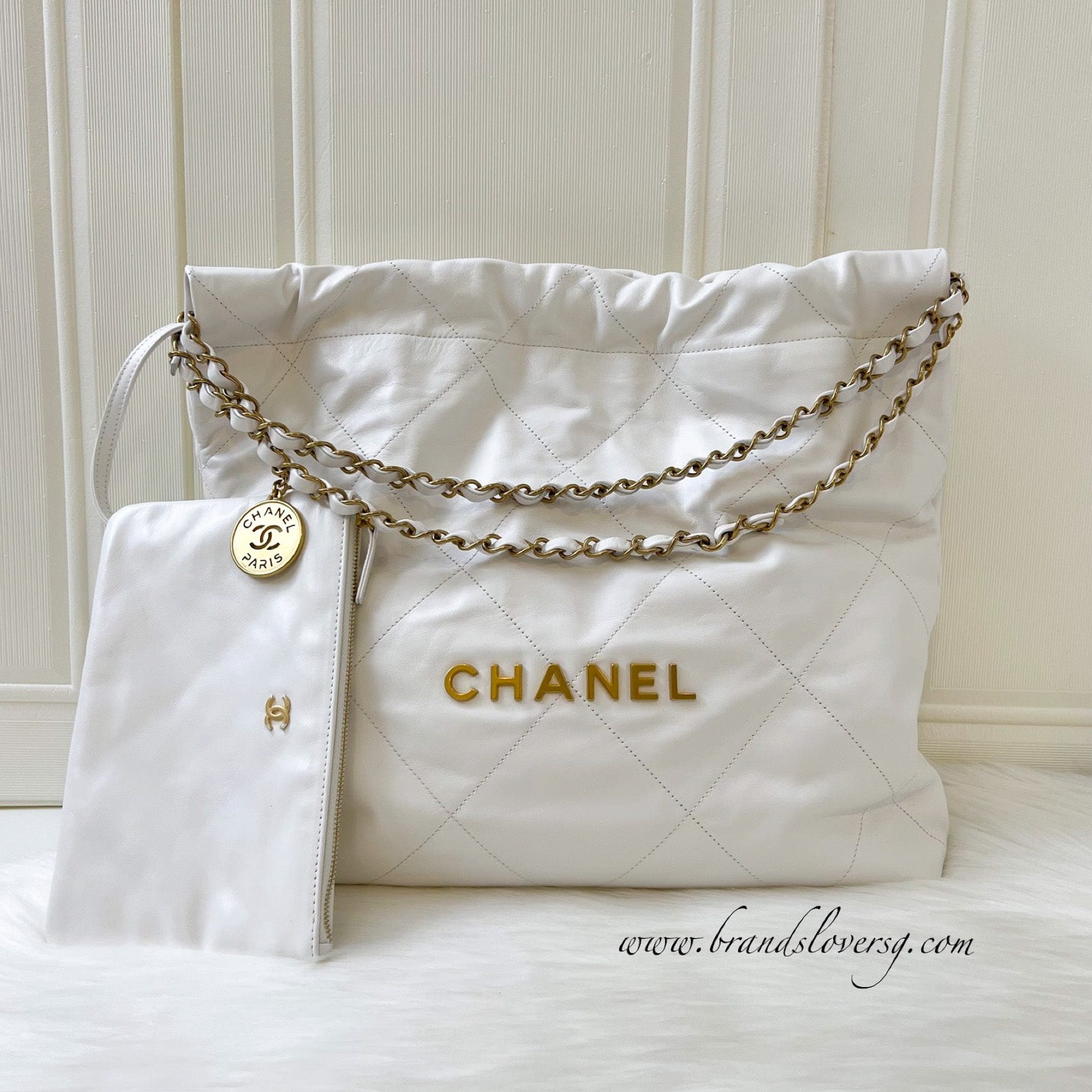 chanel hobo bag white