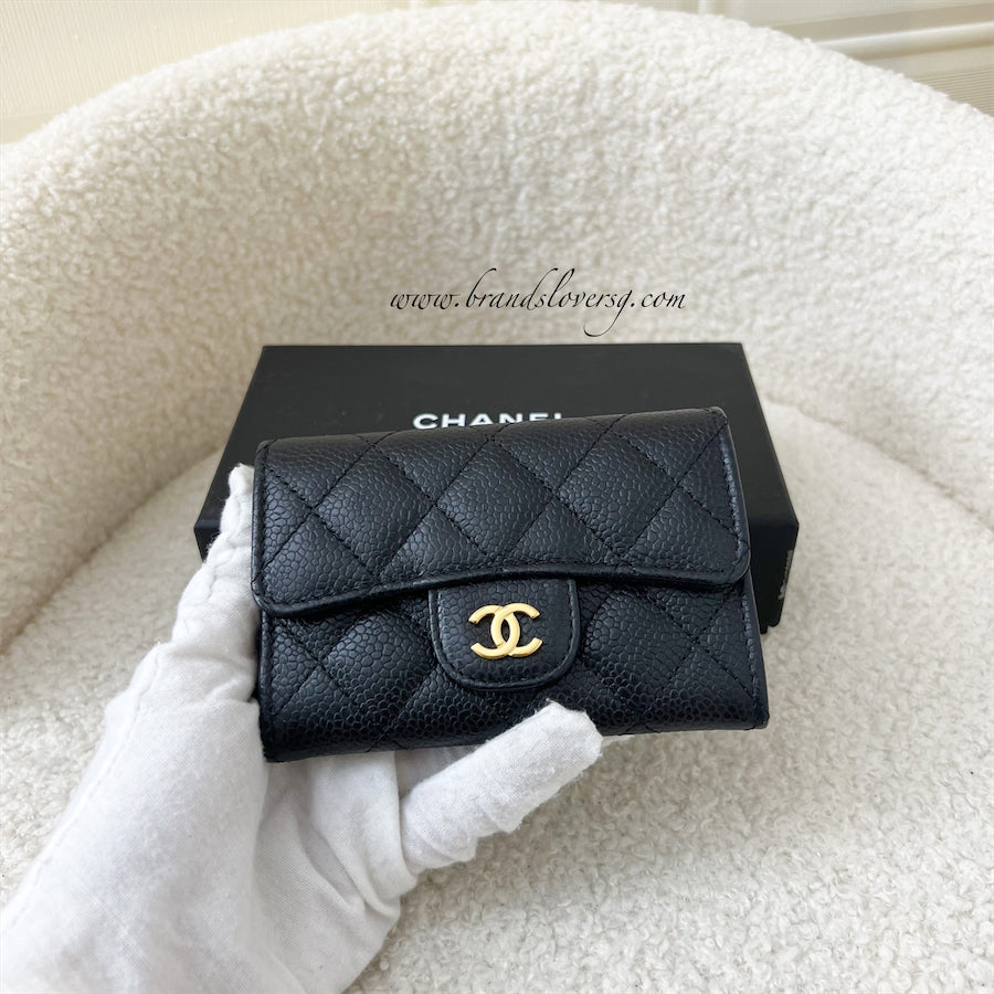 Chanel Classic Snap Card Holder in Black Caviar and GHW Brands Lover