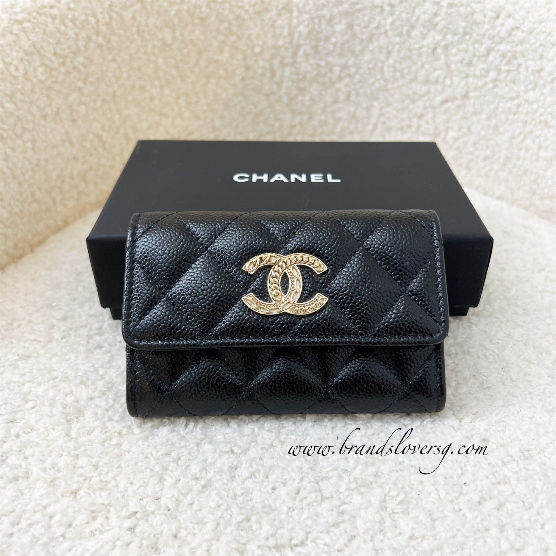 Chanel Seasonal Snap Card Holder in Black Caviar LGHW Brands Lover