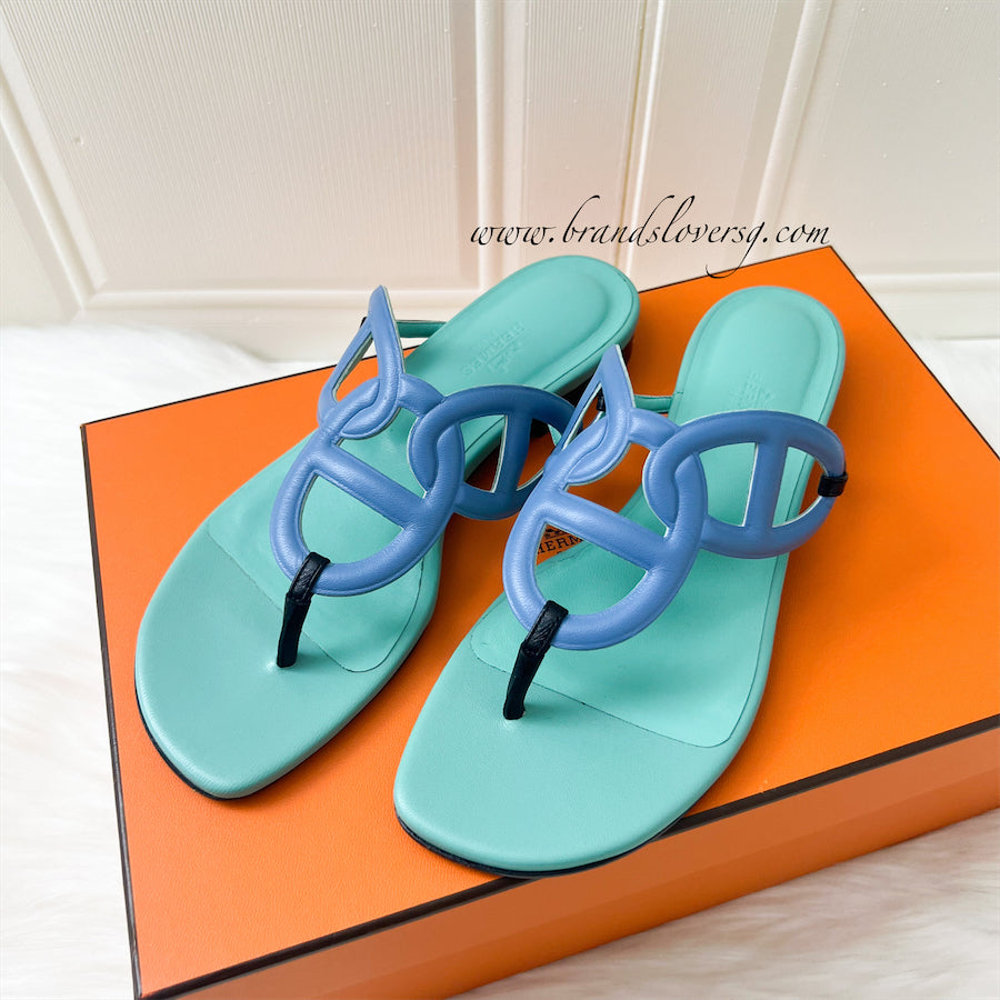 Hermes beach clearance slippers