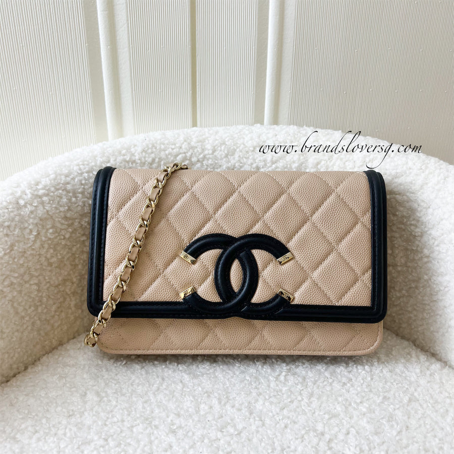 Chanel filigree 2025 wallet on chain