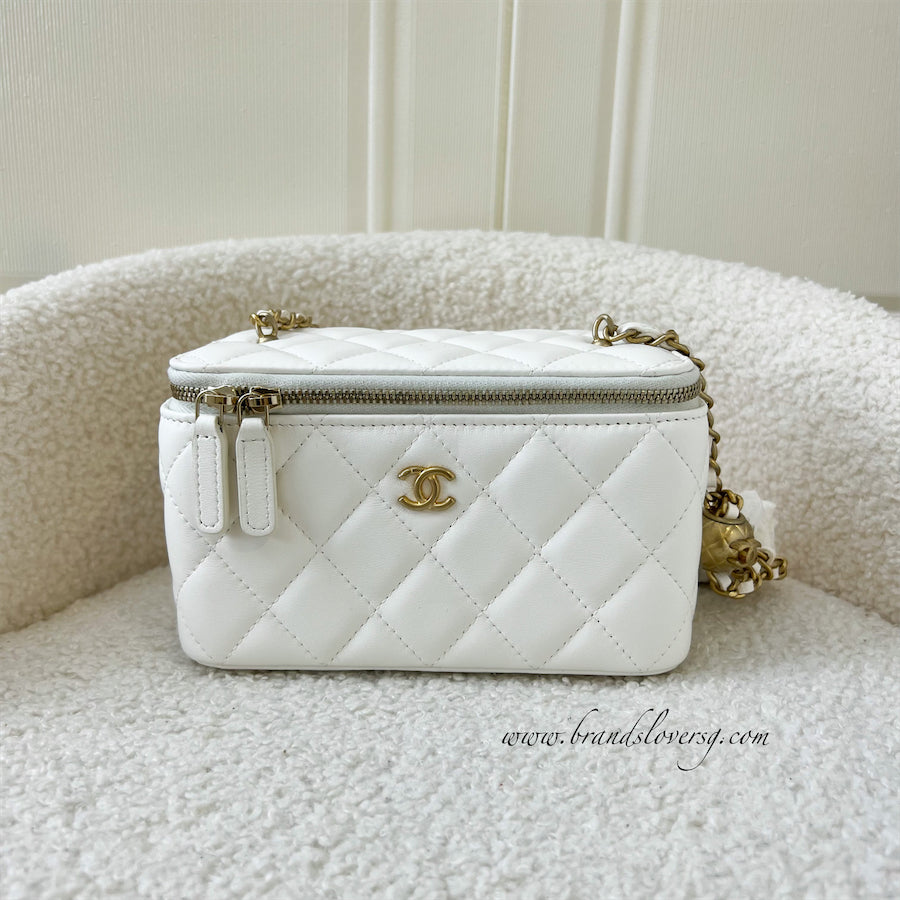 Chanel 2022 Mini Pearl Crush Vanity Case - White Mini Bags, Handbags -  CHA954234