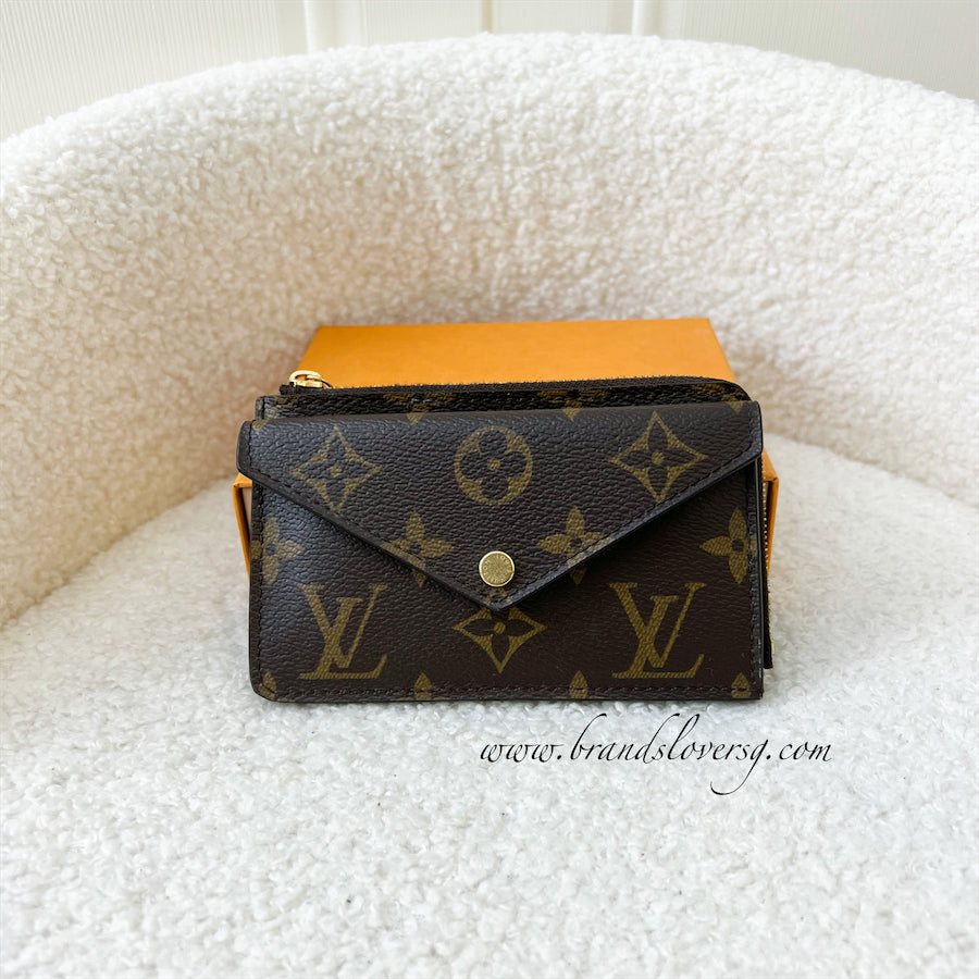 Louis Vuitton Card Holder Recto Verso in Monogram Canvas with Black  Calfskin Trim GHW