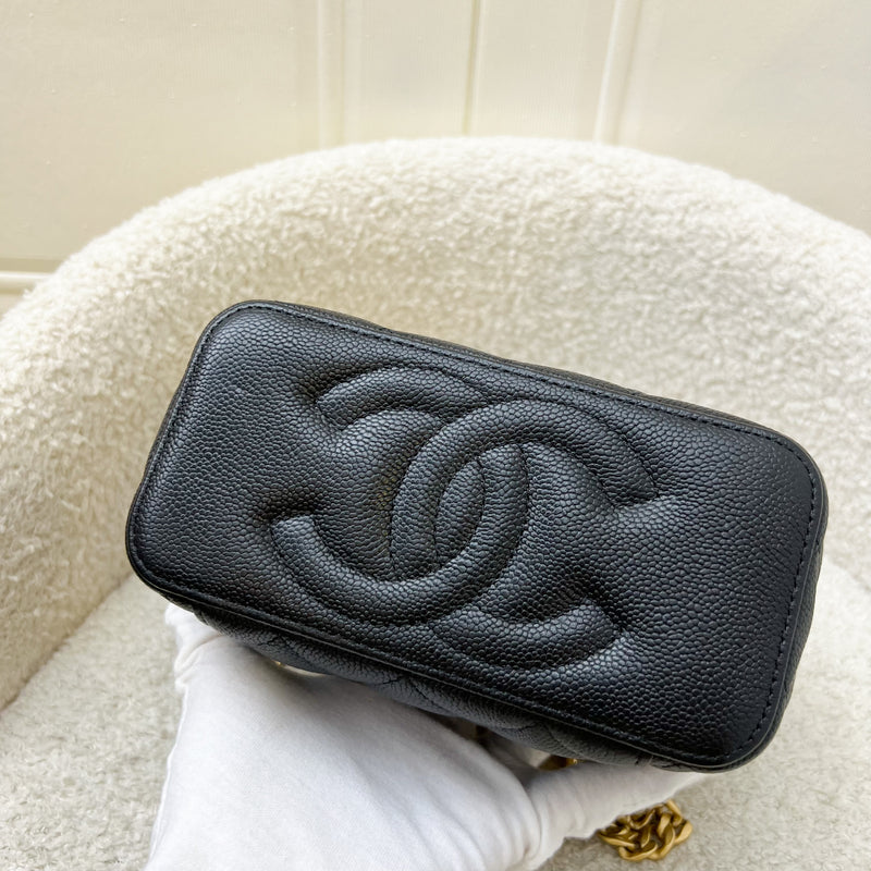 Chanel 23P Heart Adjustable Chain Vanity in Black Caviar and AGHW