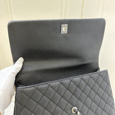 Chanel Large 32cm Coco Handle Flap with Green Lizard-Embossed Calfskin Handle in Black Caviar and RHW