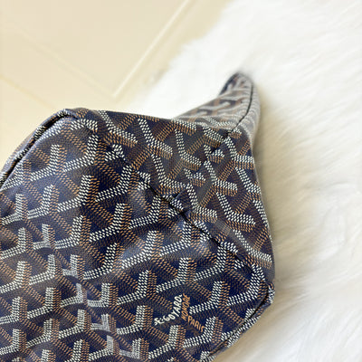 Goyard Saint Louis PM Tote in Navy Signature Goyardine Canvas