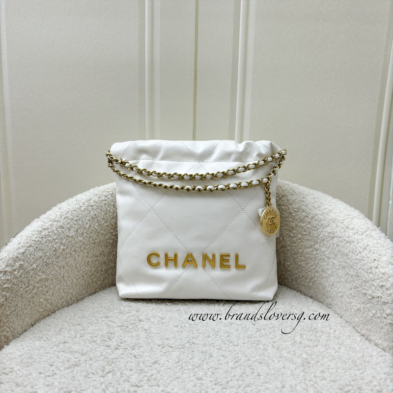 Chanel 22 Mini Hobo Bag in White Shiny Calfskin and GHW