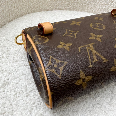 LV Pochette Friendly Two Way Mini Bag in Monogram Canvas GHW