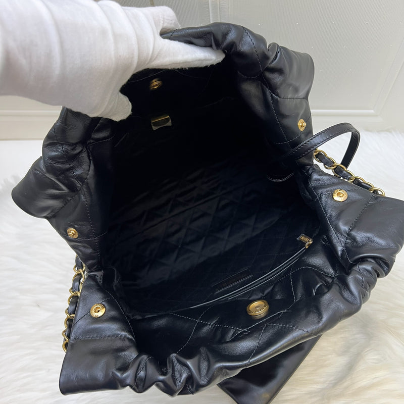 (2024 Receipt) Chanel 22 Small Hobo Bag in Black Calfskin and AGHW (Model: AS3260)