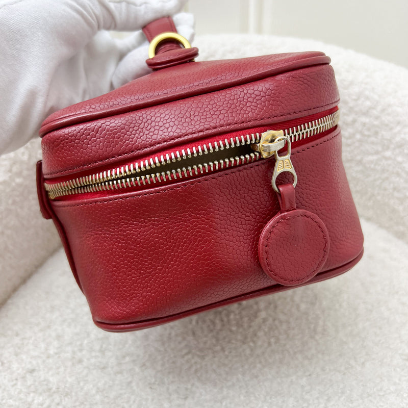 Chanel Vintage Vanity Case in Red Caviar and GHW