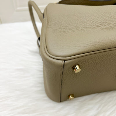 Hermes Lindy 26 in Beige Marfa Taurillon Clemence Leather and GHW