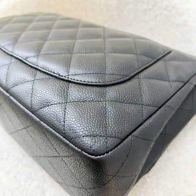 Chanel Classic Jumbo Single Flap SF in Black Caviar and GHW