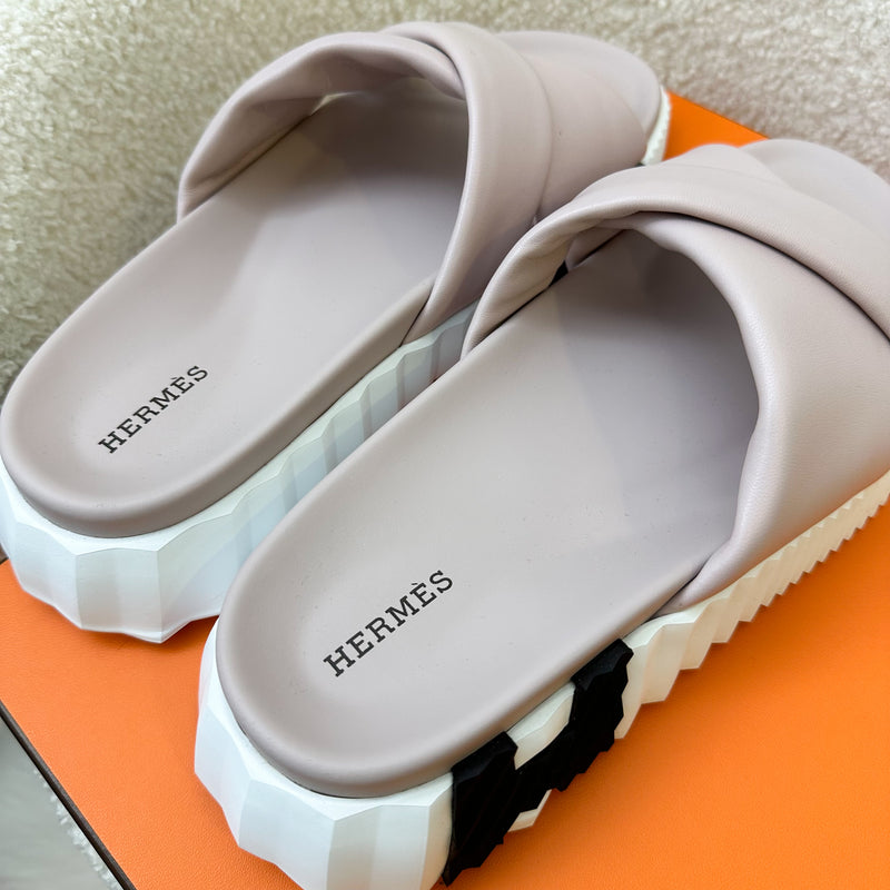 Hermes Platform Sandals in Nappa Leather Sz 39