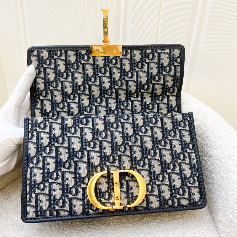 Dior 30 Montaigne Chain Flap Bag in Navy Oblique Canvas GHW