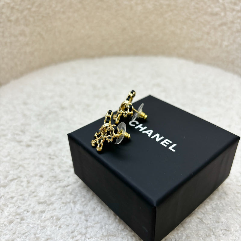 Chanel Classic Ribbon Earrings in GHW