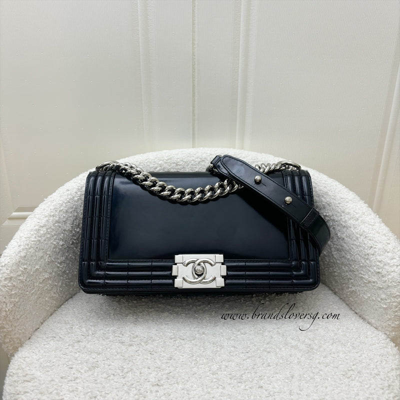 Chanel Medium 25cm Boy Flap in Black Shiny Calfskin and SHW