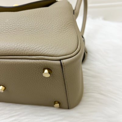 Hermes Lindy 26 in Beige Marfa Taurillon Clemence Leather and GHW