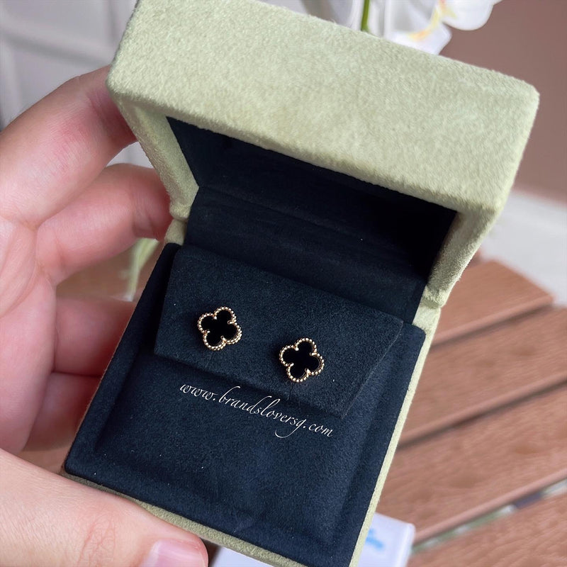 Van Cleef & Arpels VCA Sweet Alhambra Earstuds with Onyx in 18K Yellow Gold