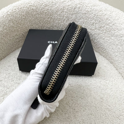 Chanel 25C New Zipped Small Wallet / Card Holder in Black Caviar and LGHW (Model: AP3686)