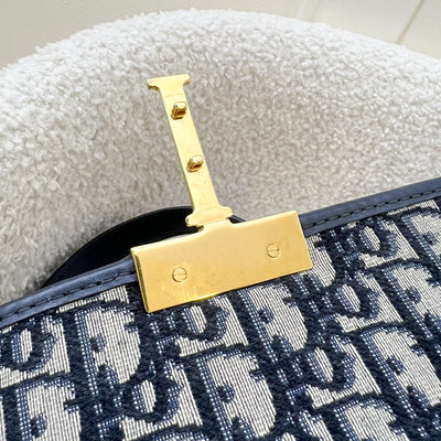 Dior 30 Montaigne Flap Bag in Navy Oblique Canvas GHW