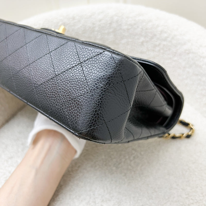 Chanel Medium Classic Flap CF in Black Caviar and GHW