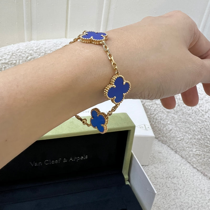 Van Cleef & Arpels VCA Vintage Alhambra 5 Motifs Bracelet with Blue Agate in 18K Yellow Gold (Ref: VCARP34900)