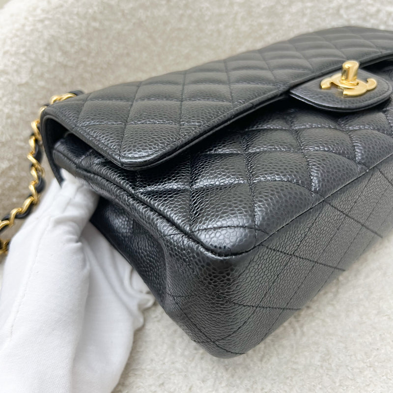 Chanel Medium Classic Flap CF in Black Caviar and GHW