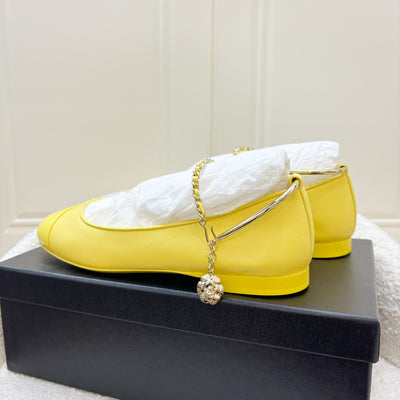 Chanel Ballerina Pumps in Yellow Lambskin and Patent Leather with Camilia Dangling Charm Sz37