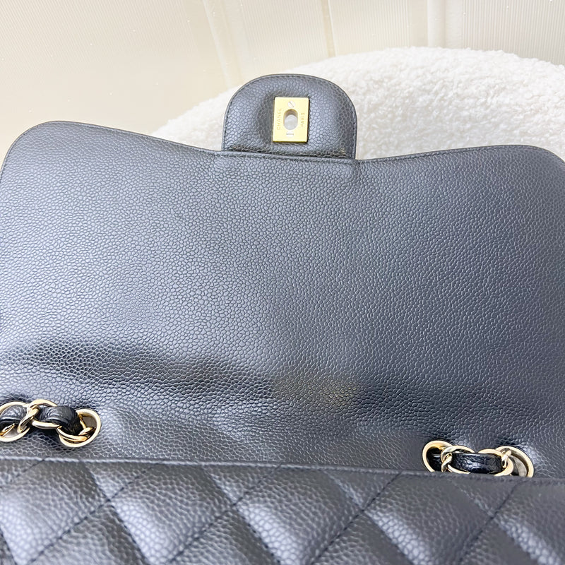 Chanel Classic Jumbo Single Flap SF in Black Caviar and GHW