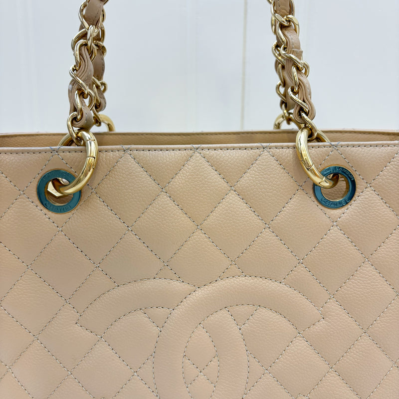 Chanel Grand Shopping Tote GST in Beige Caviar GHW