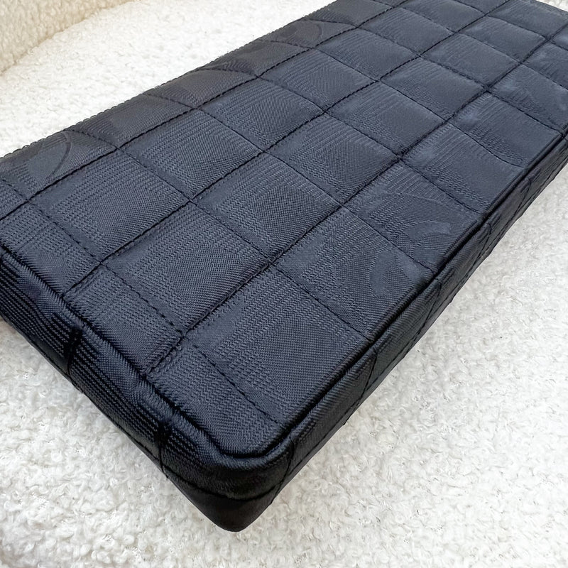 Chanel So Black Vintage East West Flap in Black Fabric and Black HW