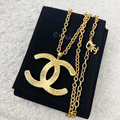 Chanel 22A Large CC Logo Long Necklace in GHW