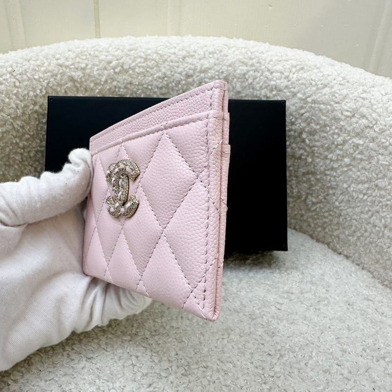 Chanel Classic Flat Card Holder in 22S Pink Caviar LGHW