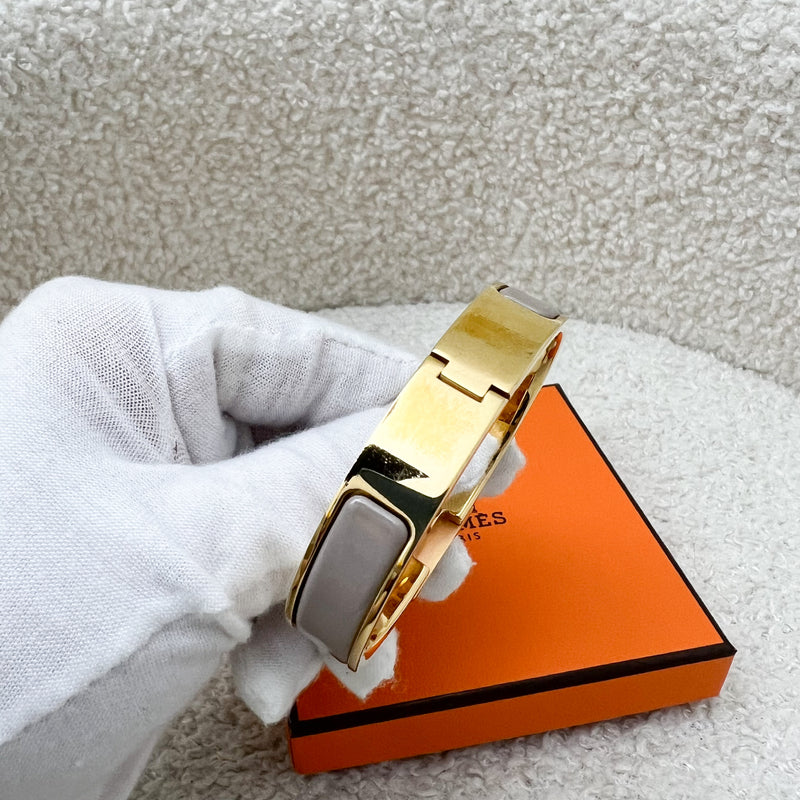 Hermes Clic Anneau Bracelet in Marron Glace Enamel Sz PM