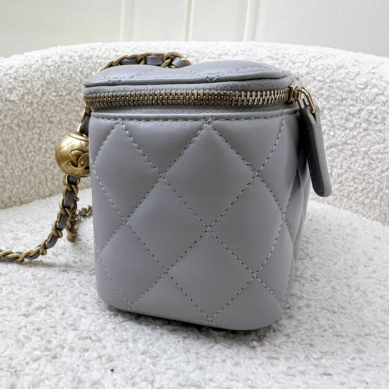 Chanel Pearl Crush Small Vanity in 21B Grey Lambskin and AGHW (Model: AP2303)