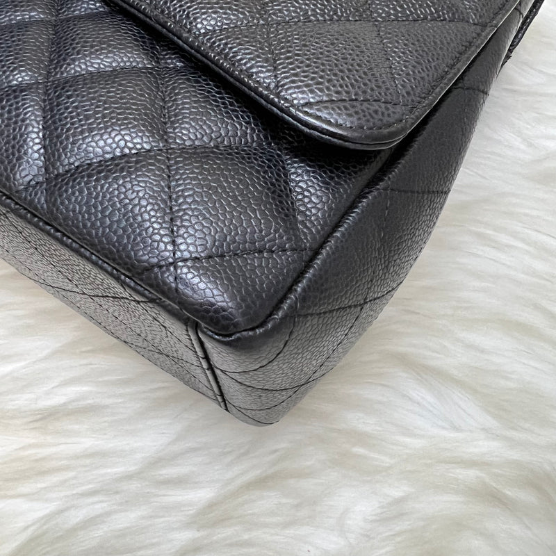 Chanel Maxi Classic Single Flap Bag in Black Caviar and GHW