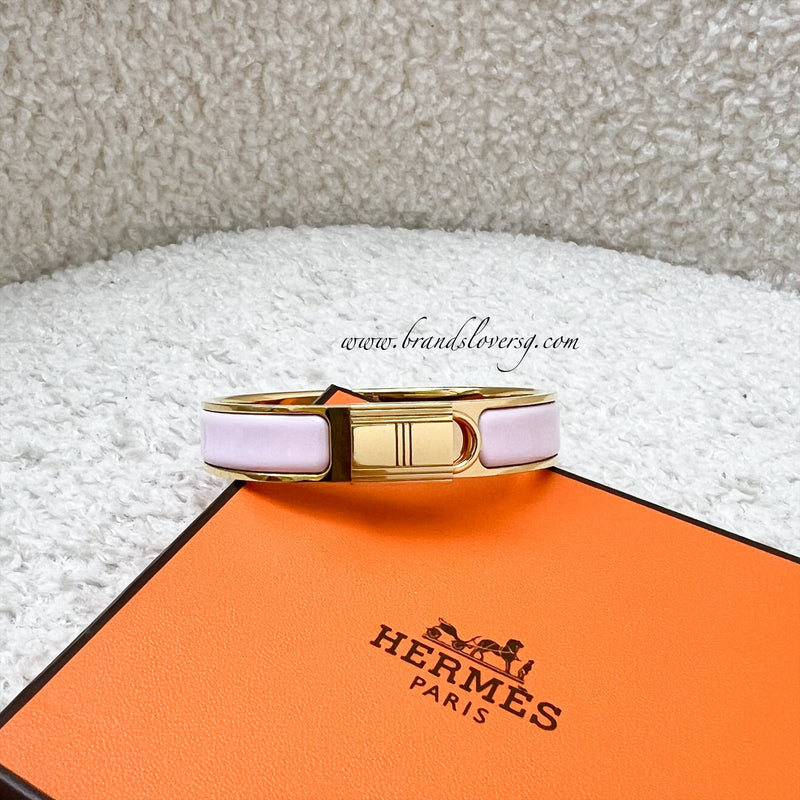 Hermes Clic Cadenas Bracelet in Rose Dragee Enamel Sz PM