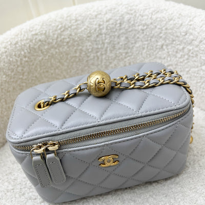 Chanel Pearl Crush Small Vanity in 21B Grey Lambskin and AGHW (Model: AP2303)