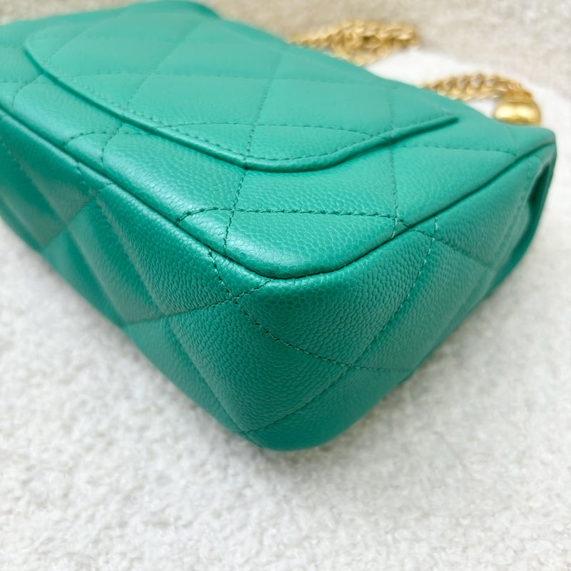 Chanel 23P Heart Adjustable Chain Small / Mini 20cm Flap Bag in Green Caviar AGHW