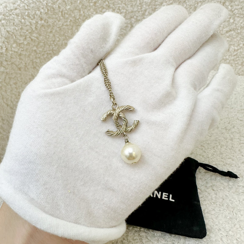 Chanel CC Necklace with Dangling Pearl in LGHW