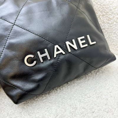 Chanel 22 Mini Hobo Handbag in Black Shiny Calfskin and SHW