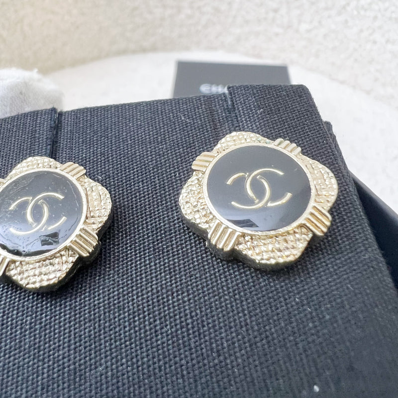 Chanel 21A Earrings in AGHW