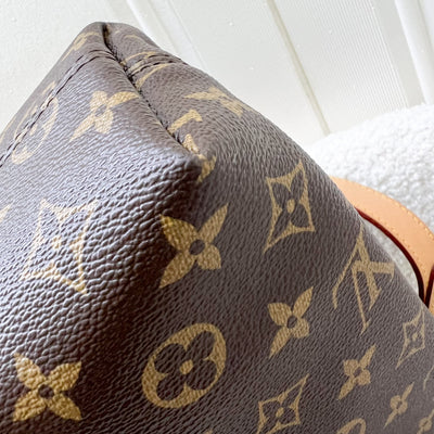 LV Graceful PM in Monogram Canvas and GHW