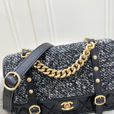 Chanel 21B Messenger Flap Bag in Black and White Tweed, Calfskin and AGHW