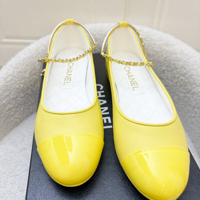 Chanel Ballerina Pumps in Yellow Lambskin and Patent Leather with Camilia Dangling Charm Sz37