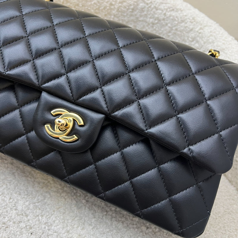 (June 2024 Receipt) Chanel Medium Classic Flap CF in Black Lambskin and GHW (Model: A01112)