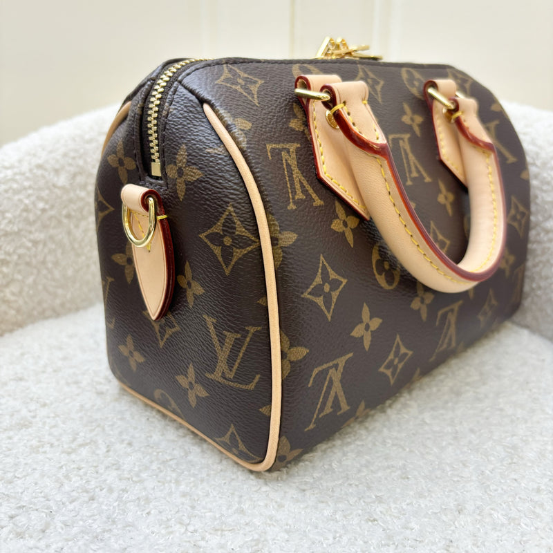 LV Speedy Bandouliere 20 in Monogram Canvas and Adjustable Beige Patterned Strap