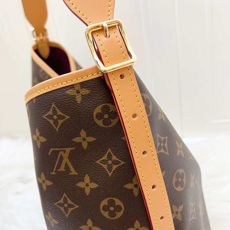 LV Carryall MM Hobo Bag in Monogram Canvas and GHW