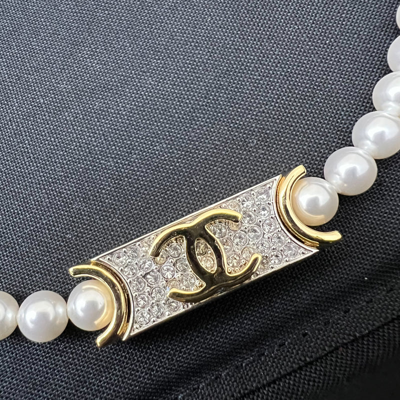 Chanel 23A Choker with Pearls and Crystals in GHW